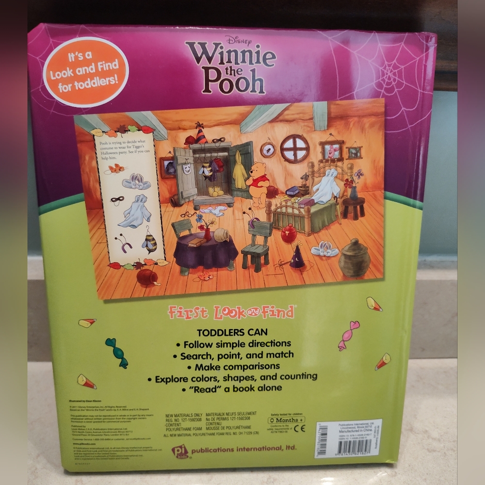 NEW Winnie the Pooh Halloween Large Board Book Set - Picture 3 of 7